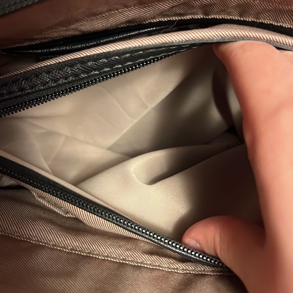 London Fog Black Purse - Picture 4 of 7